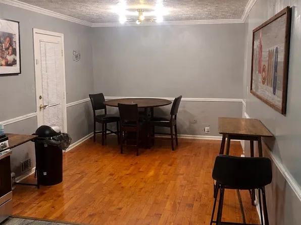 3077 Laura Ln, Lithia Springs, GA 30122