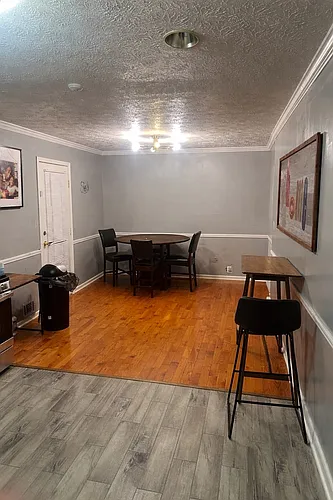 3077 Laura Ln Photo 1