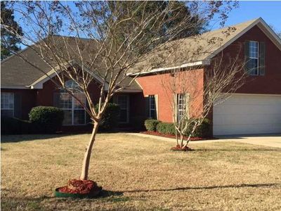 69 Sterling Dr, Elmore, AL, 36025