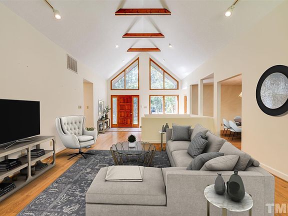 4th image of 4177 Barefoot Ln