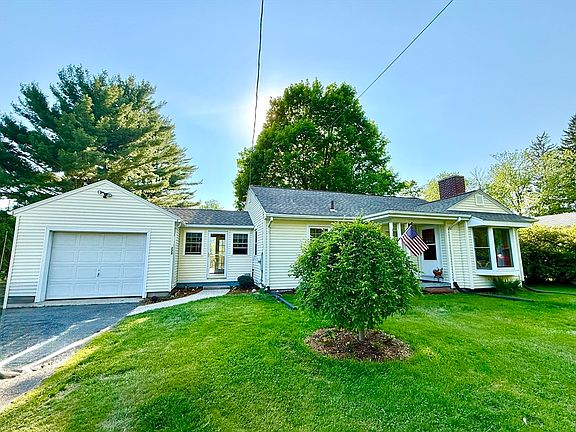 2nd image of 228 Palmer Rd