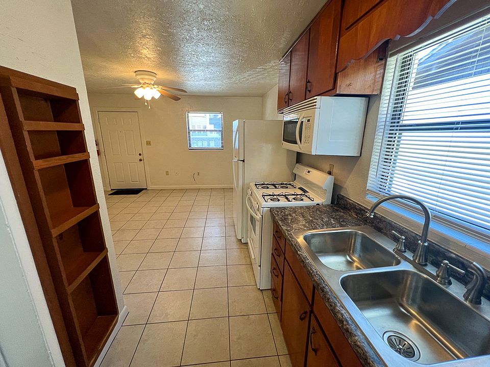 1265 Madison Manor Apartments 1406 SW 18th Pl Gainesville FL Zillow