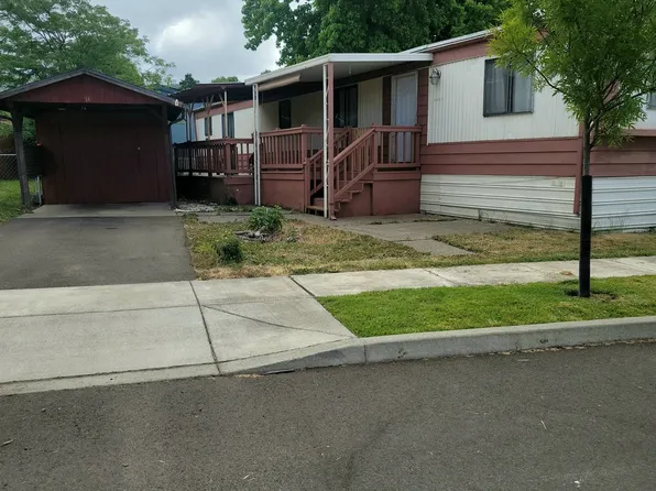 14 Manor Loop, Roseburg, OR 97471