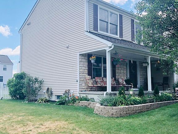 2nd image of 782 Bent Oak Dr