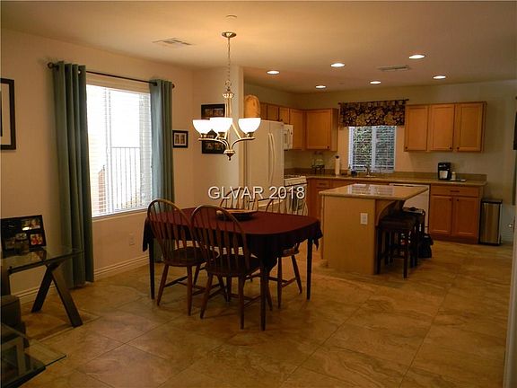 3rd image of 225 Caraway Bluffs Pl