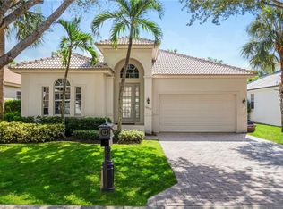 19013 Ridgepoint Dr, Estero, FL 33928