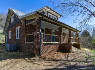 296 Roberts Hill Rd, Marshall, NC 28753