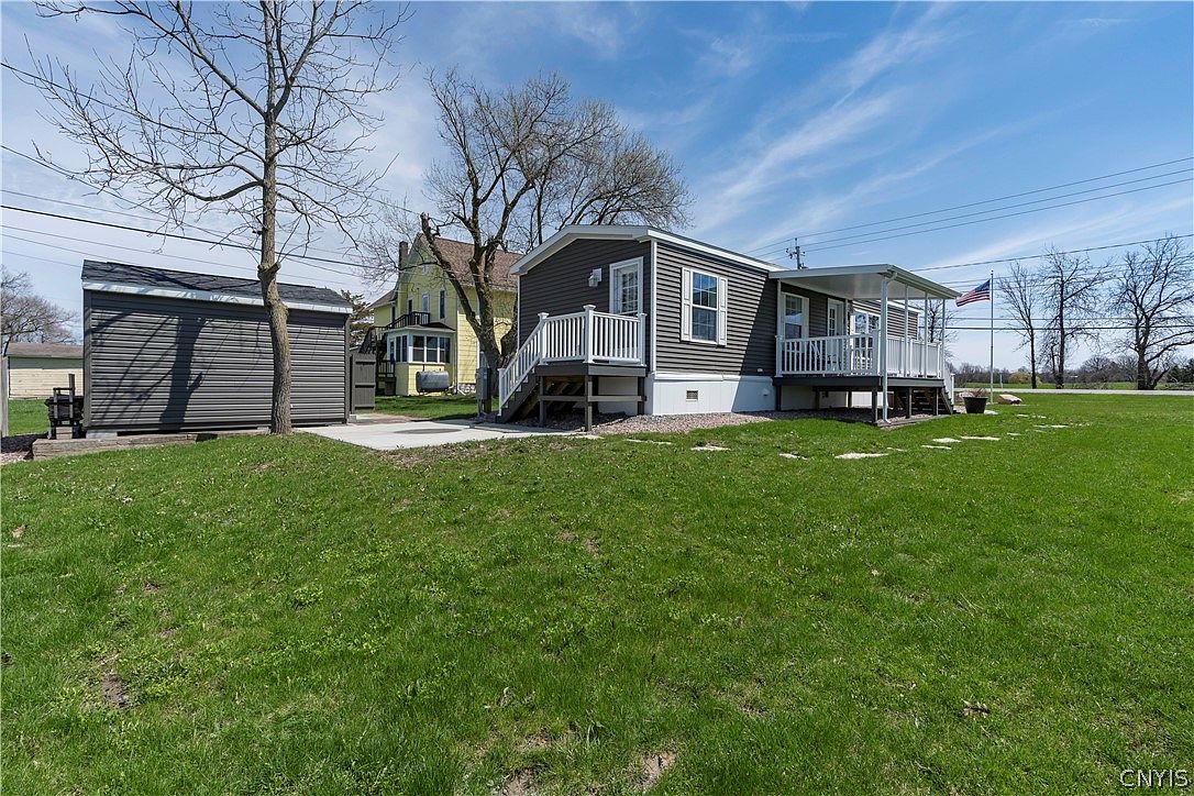 295 Swart Ave