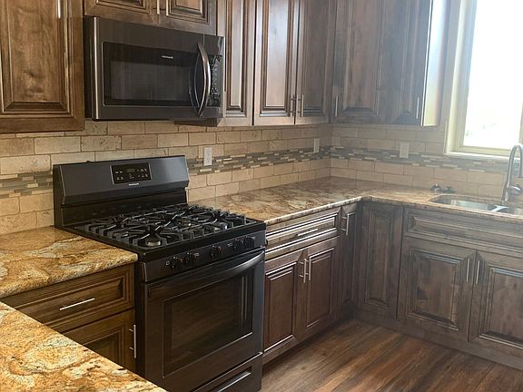 5th image of 143 Five Hills Dr