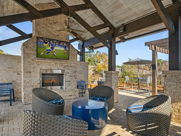 Covey Homes Clements_Amenties-17 tv on