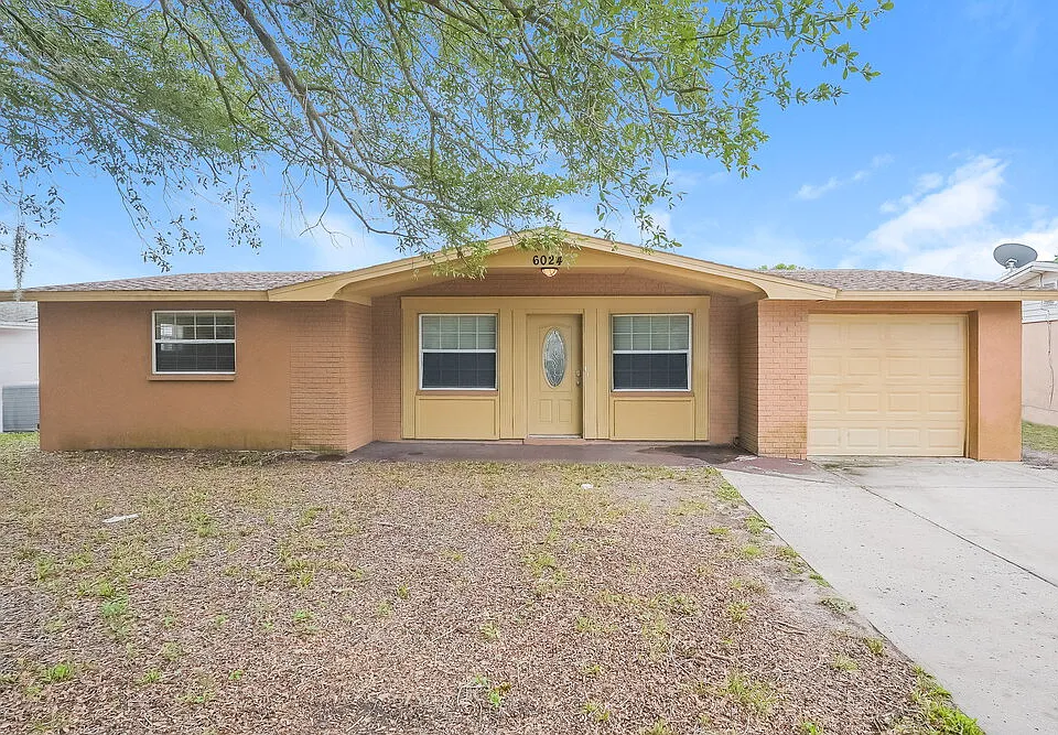 6024 Boxwood Dr
