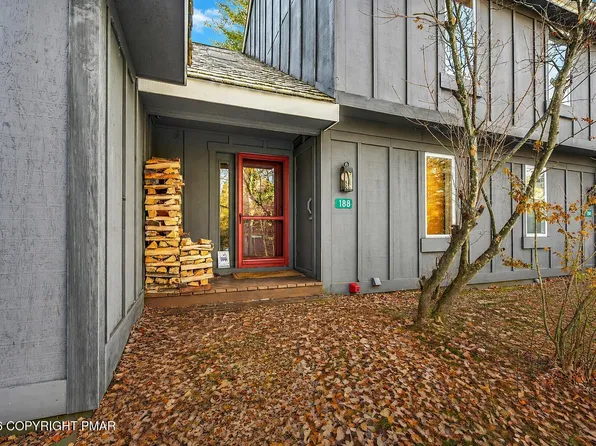 188 Snow Ridge Cir, Lake Harmony, PA 18624