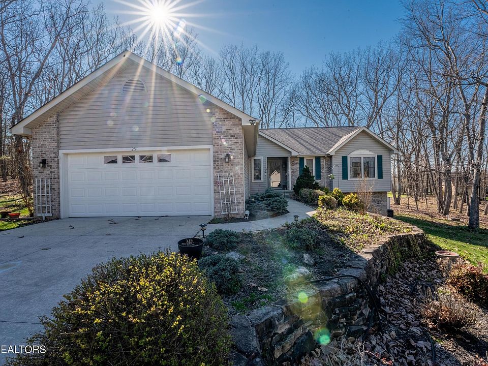 1st image of 25 Marquette Ct