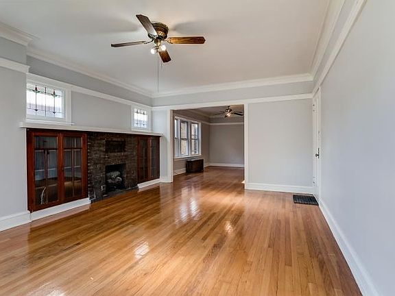 4th image of 4037 W Wellington Ave