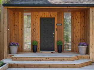 35 Diane Dr, East Hampton, NY 11937