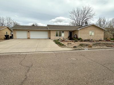 325 Willow Valley Dr, Lamar, CO, 81052