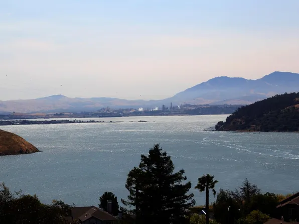 1201 Glen Cove Pkwy, Vallejo, CA