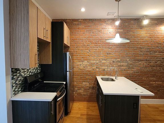 2nd image of 410 Gates Ave #3FF