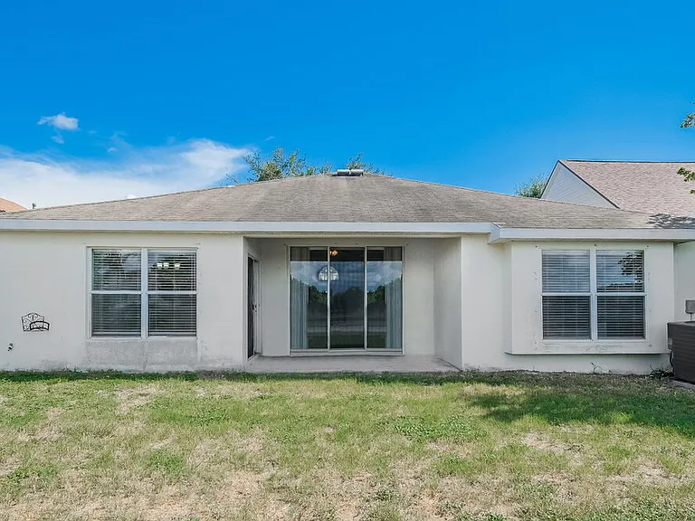 6613 Cambridge Park Dr — Photo 16