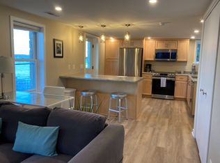 722 Orton Ct, Madison, WI 53703