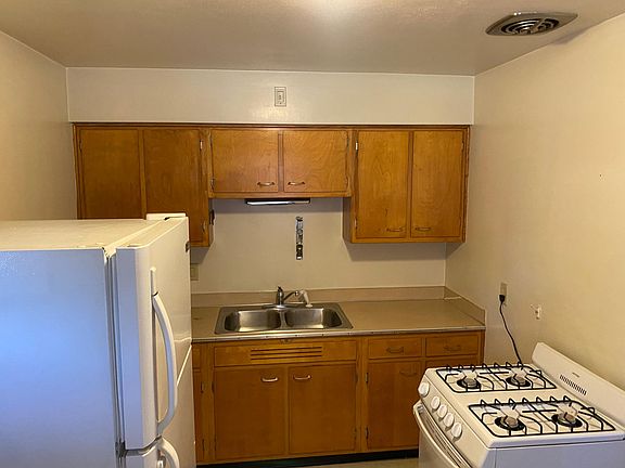 2nd image of 2203 Logan St #4
