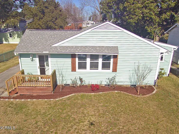 608 W Spring Street, Swansboro, NC 28584
