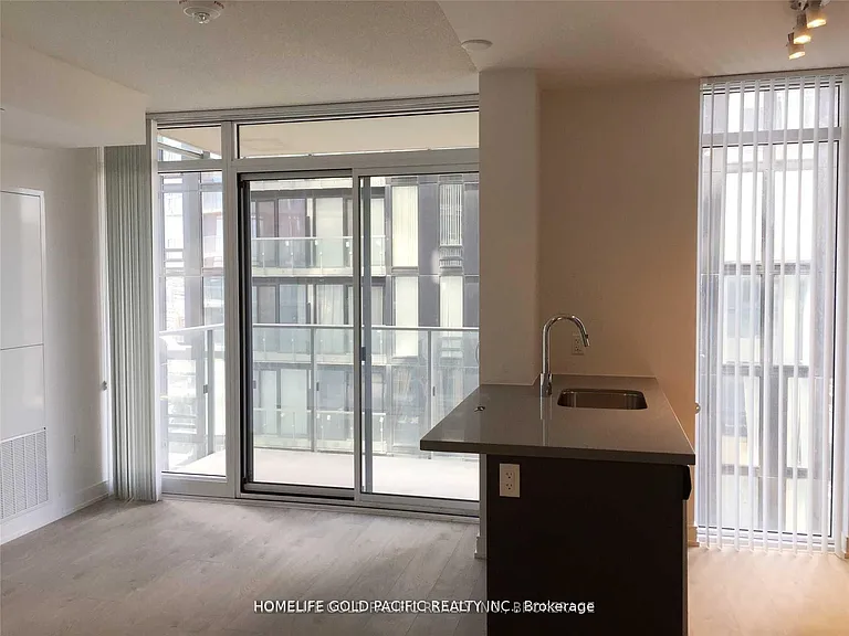 50 Wellesley St E #2901 — Photo 2