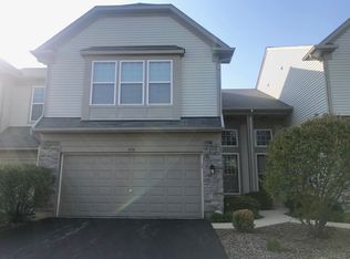 438 Metropolitan St, Aurora, IL 60502