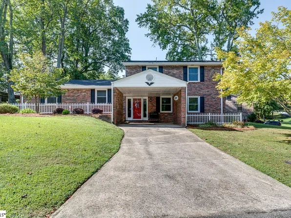 202 Sycamore Dr, Mauldin, SC 29662