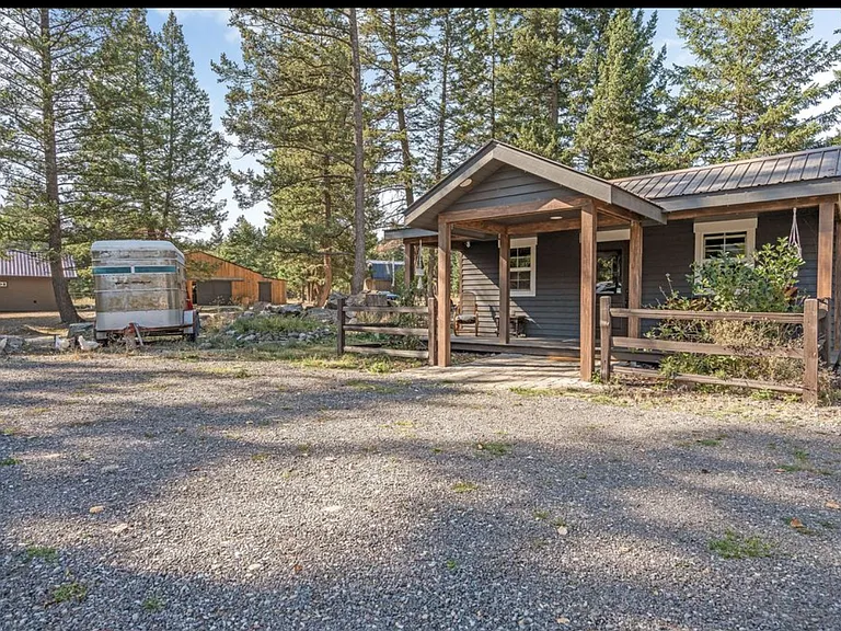 110 Mountain Meadow Rd — Photo 35