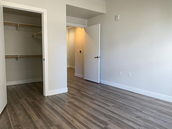 3rd image of 454 N 10th Ave #316