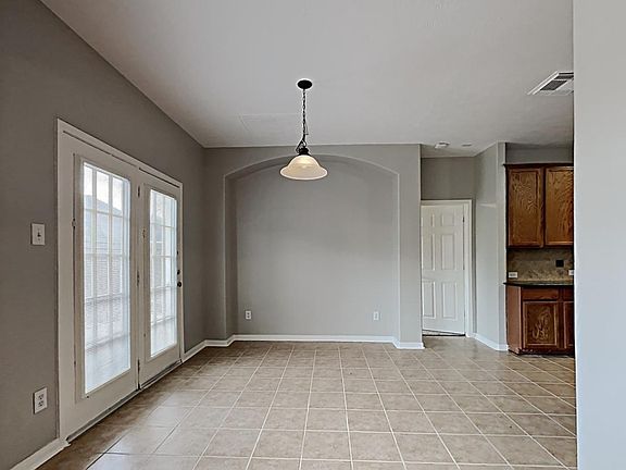 4th image of 26019 Lavender Jade Ct
