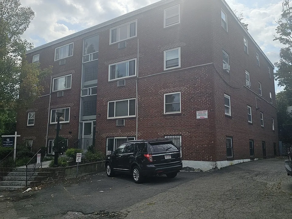 2089 Dorchester Ave #16