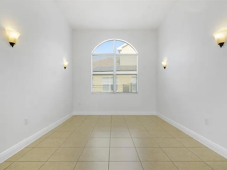 4475 Biscayne Breeze Way — Photo 7