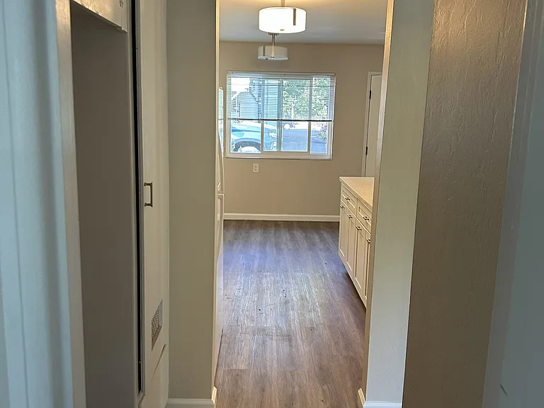 423 Avon St #A — Photo 2