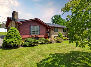 105 Greenfield Ct, Greeneville, TN 37745