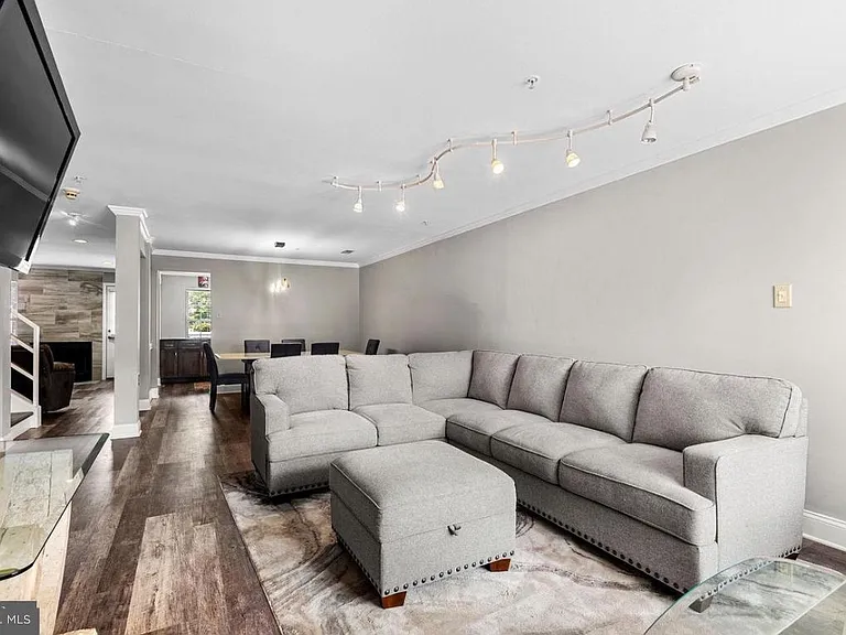 1654 Rockcress Dr — Photo 3
