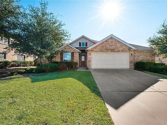 4th image of 102 Horseshoe Dr
