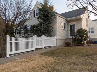 80 Rosedale Ter, Stratford, CT 06614