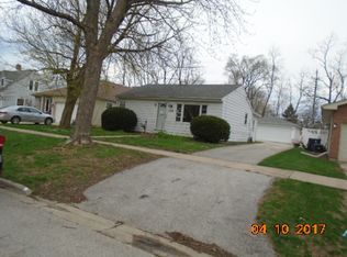 3226 Green St, Steger, IL 60475