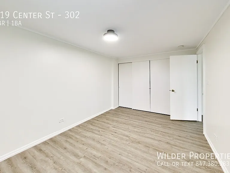 219 Center St #302 — Photo 9