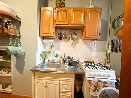 Rented by Ulas Real Estates Inc | media 19