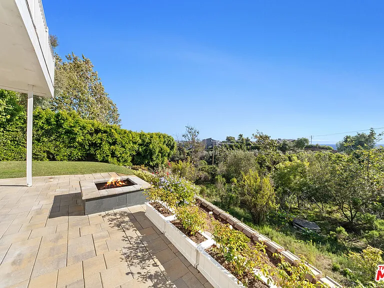 5958 Busch Dr — Photo 17