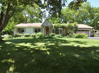 225 Pembrook Rd, Mountainside, NJ 07092