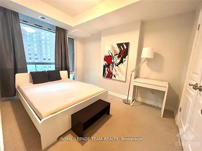238 Besserer St #809 — Photo 11