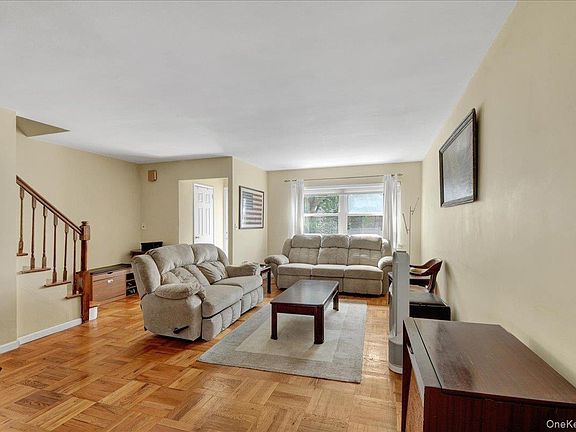 3rd image of 3015 Waterbury Avenue