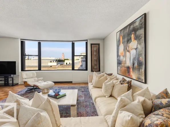 1001 Fifth Avenue 10C image 1 of 13