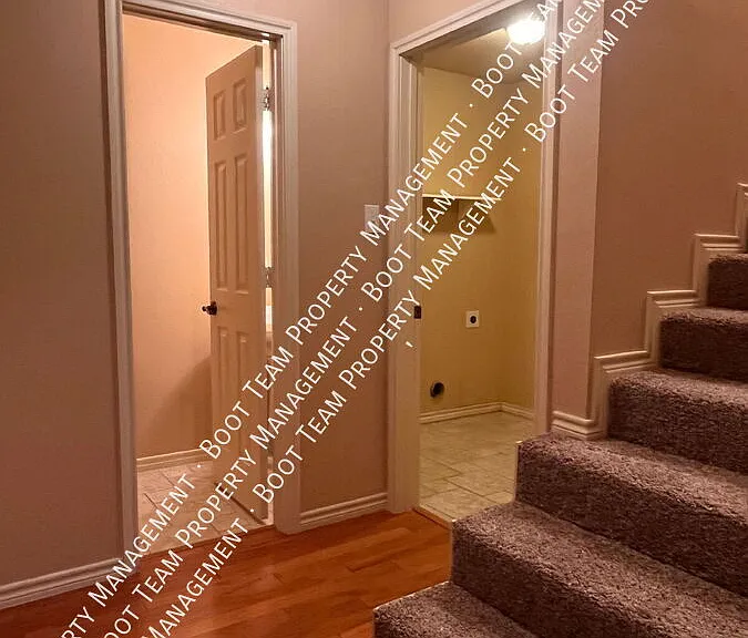 10001 Hilltop Dr — Photo 17