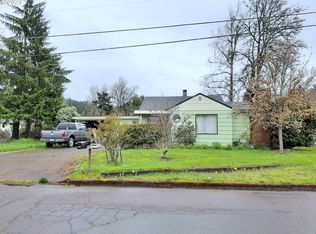 1033 Tyler Ave, Cottage Grove, OR 97424