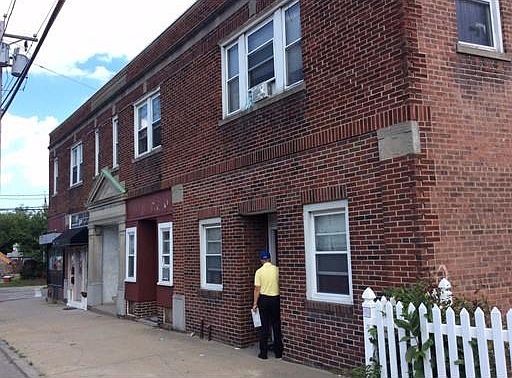 3rd image of 184-194 W Squantum St